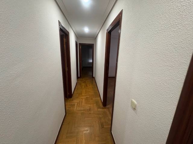 Piso en Venta en Calle Benjamín de Tudela, 35 en Mendebaldea - Ermitagaña