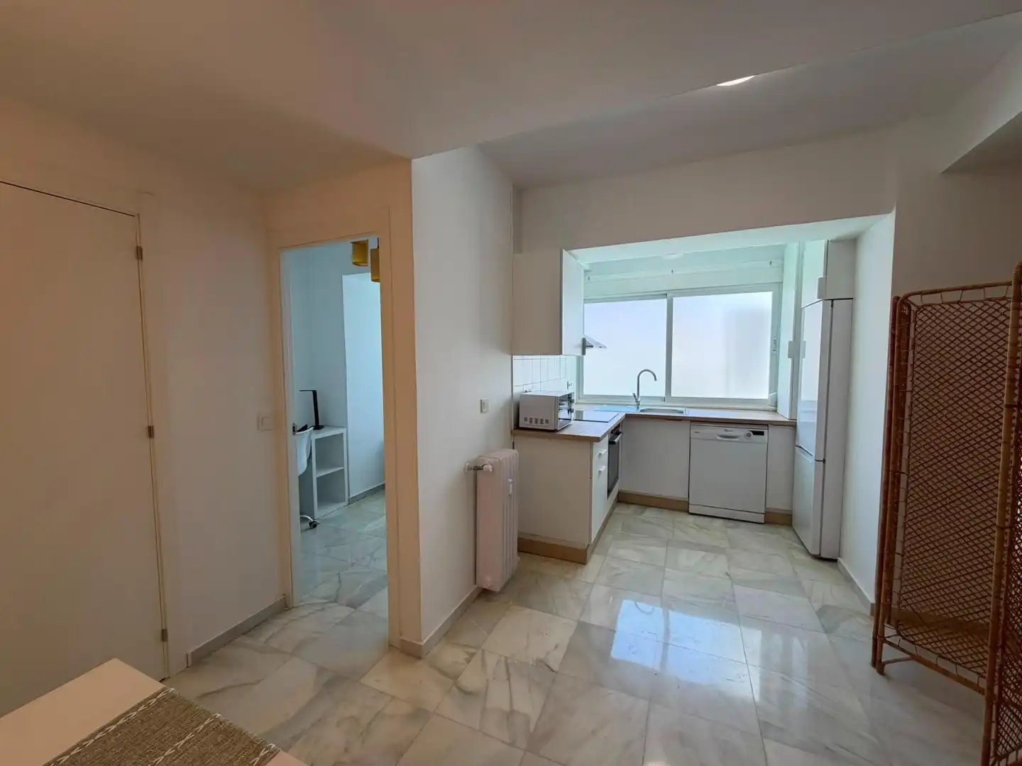 Küche von Wohnung zur Miete in Granada mit Heizung, Abstellraum und Möbliert