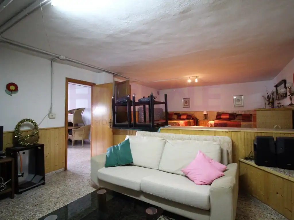 Casa o chalet en venta en Chiva con Aire acondicionado, Calefacción y Amueblado
