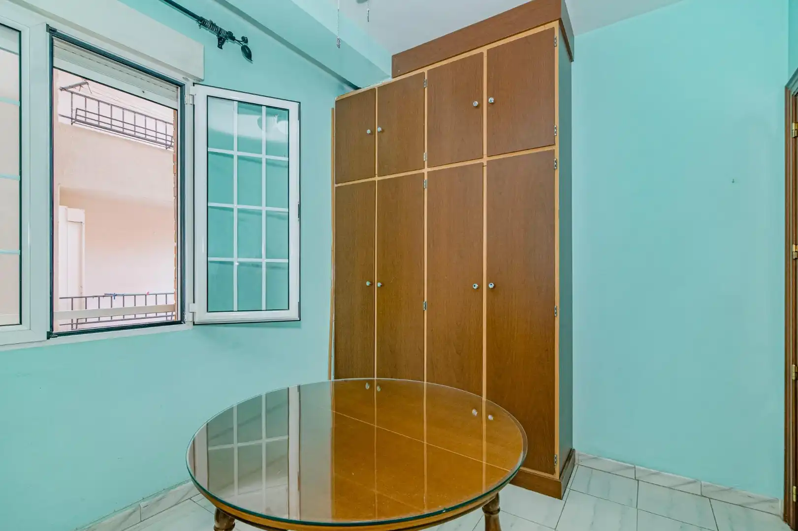 Habitación de Piso en venta en Granada con Balcón