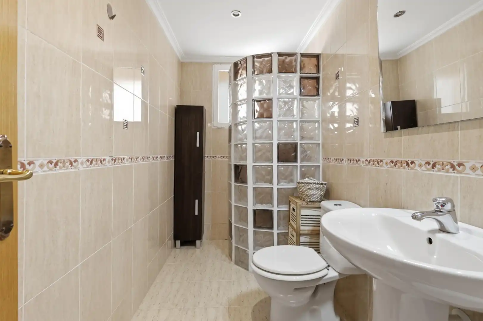 Baño de Dúplex en venta en Sagunto / Sagunt con Aire acondicionado, Terraza y Trastero