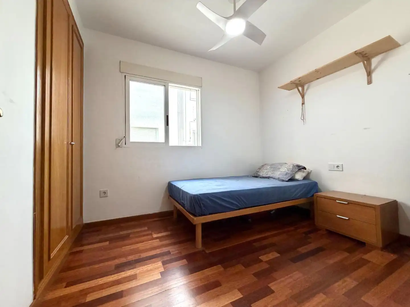 Bedroom of Attic for sale in Burjassot  with Air Conditioner, Heating and Terrace