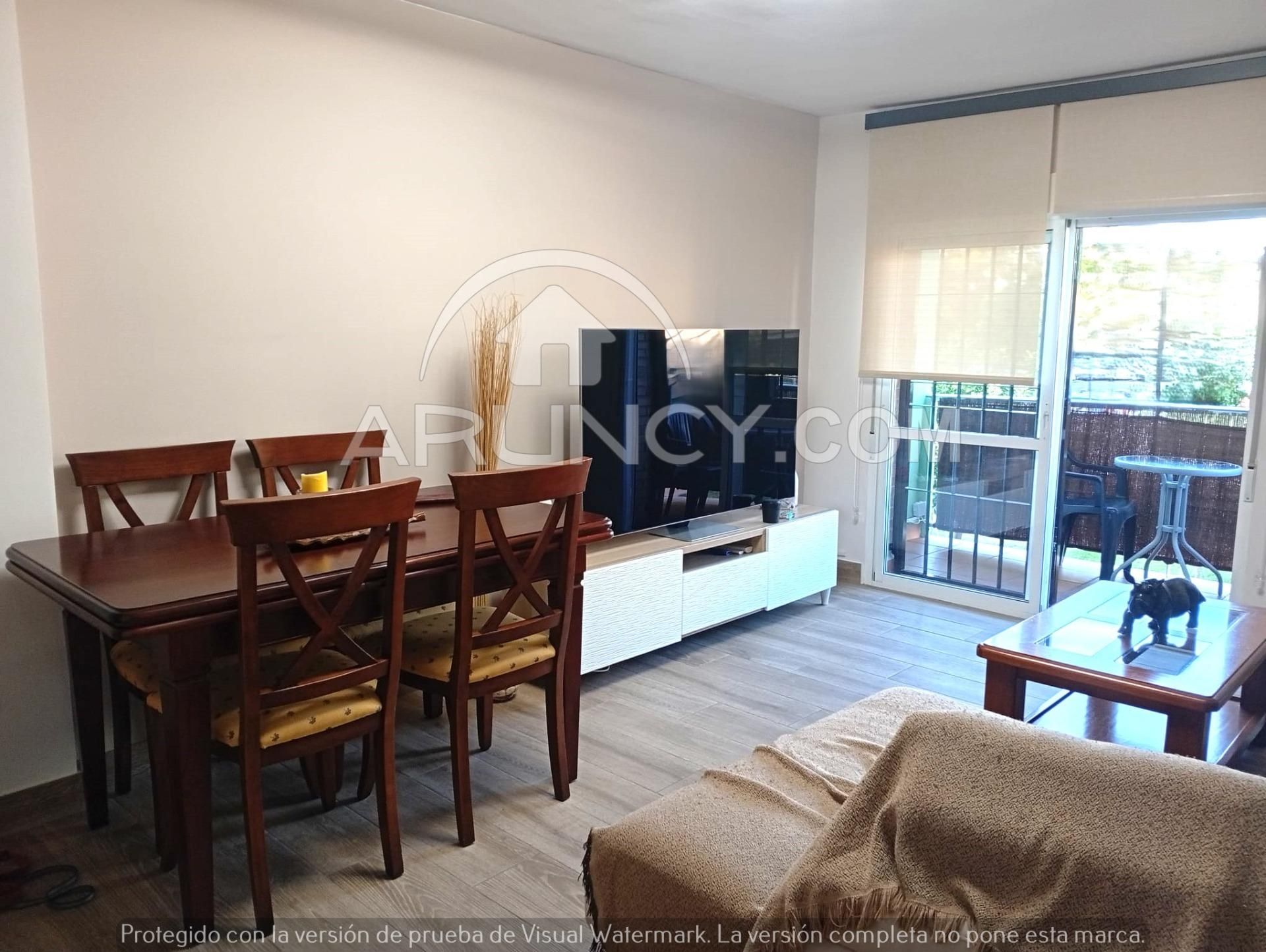 Living room of Flat for sale in Alcalá de Guadaira  with Air Conditioner, Terrace and Storage room