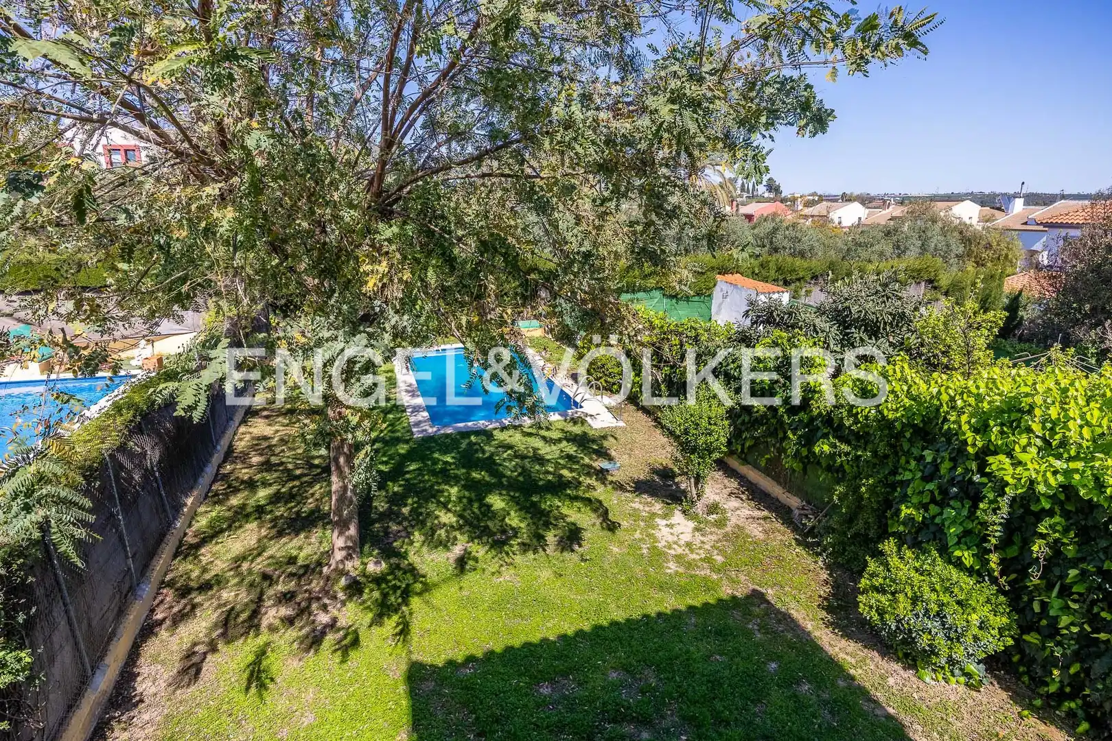 Casa adosada en venda en Espartinas amb Calefacció, Jardí privat i Terrassa