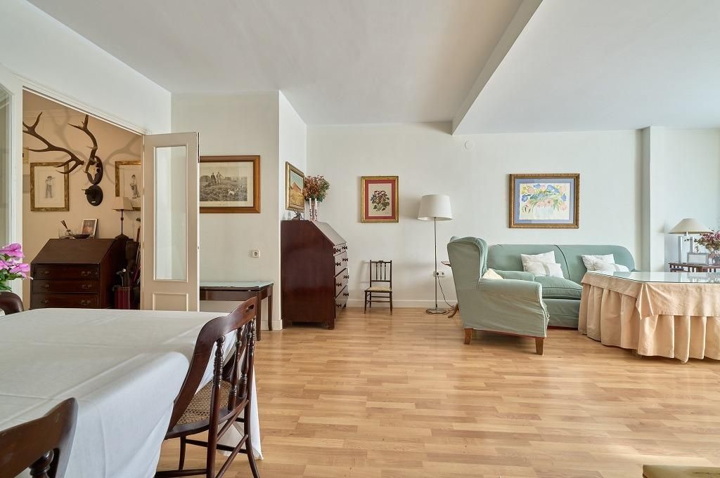 Flat for sale in Divina Pastora - La Yeguada, Avenida - Divina Pastora - Plaza de Toros