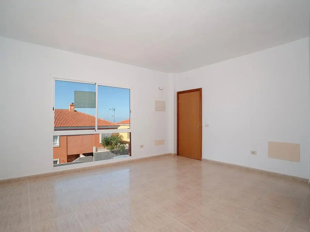 Casa adosada en venda a C/ Carmita Castro, El Pris - Juan Fernández