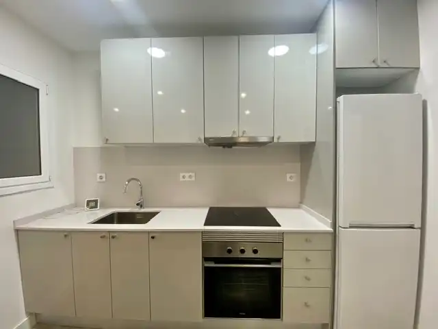Kitchen of Flat for rent in  Barcelona Capital  with Air Conditioner, Furnished and Oven