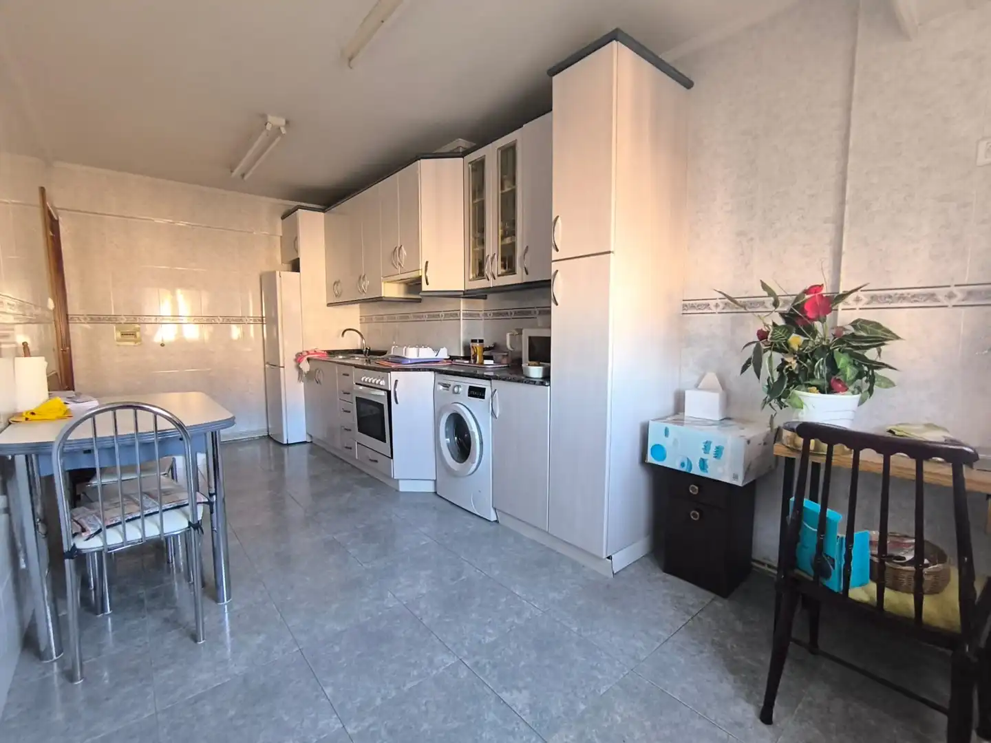 Cocina de Piso en venta en Bilbao  con Calefacción, Parquet y Amueblado