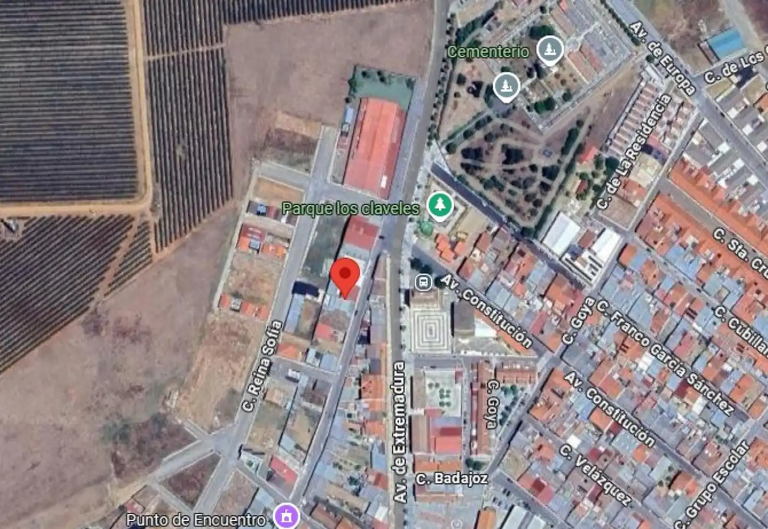 Außenansicht von Einfamilien-Reihenhaus zum Verkauf in Arroyo de San Serván