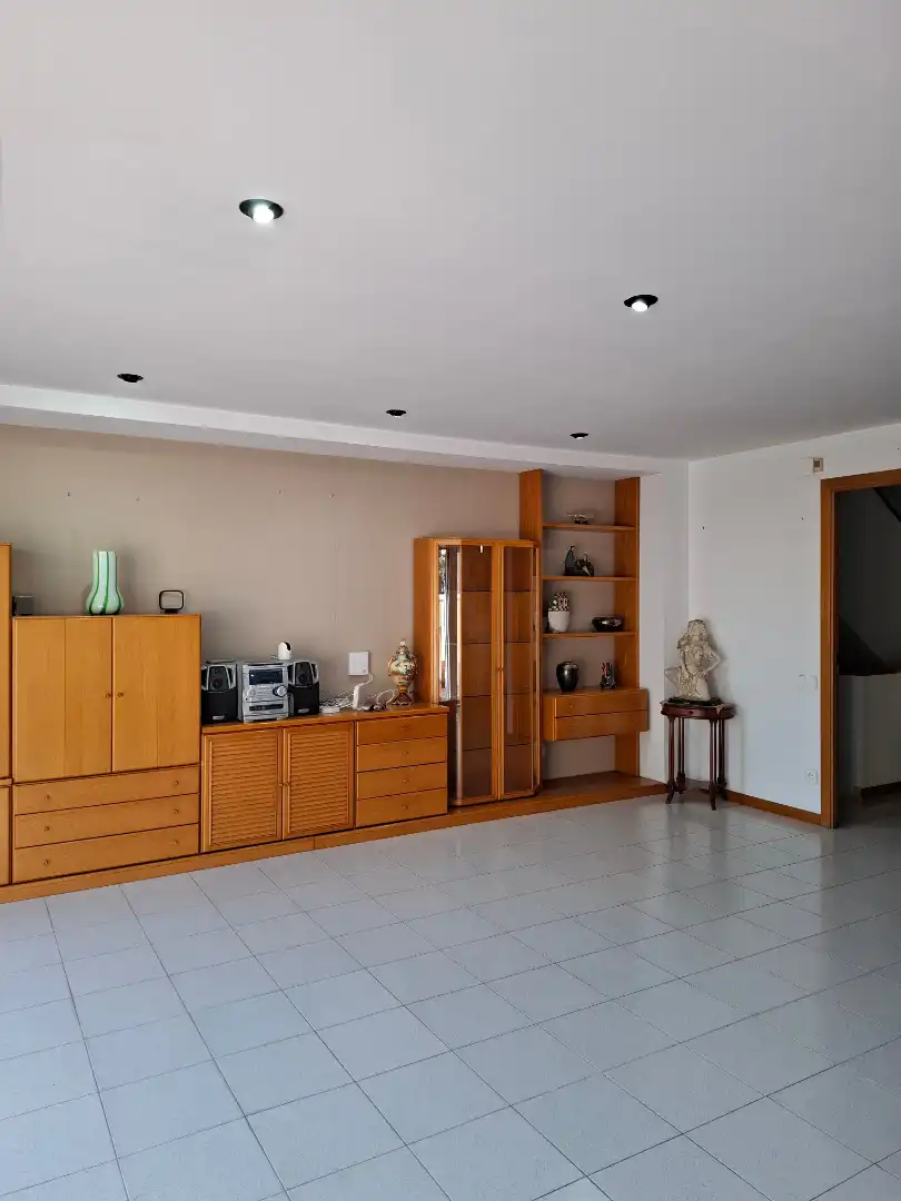 Sala de estar de Casa adosada en venta en Sabadell con Aire acondicionado, Calefacción y Terraza