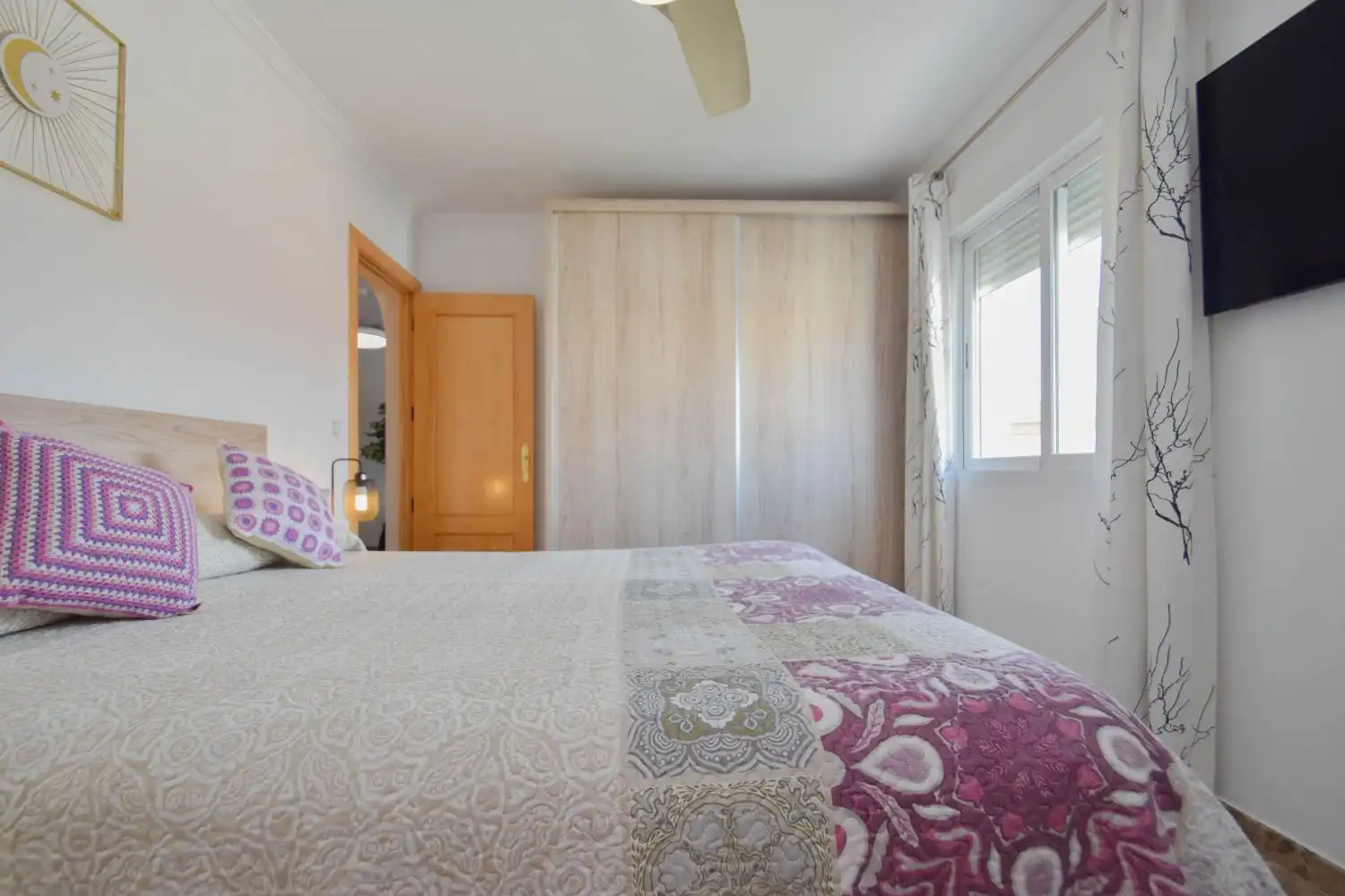 Habitación de Piso en venta en Las Gabias con Aire acondicionado