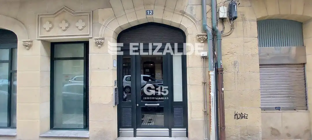 Piso en venta en Euskal Herria Kalea, Parte Vieja