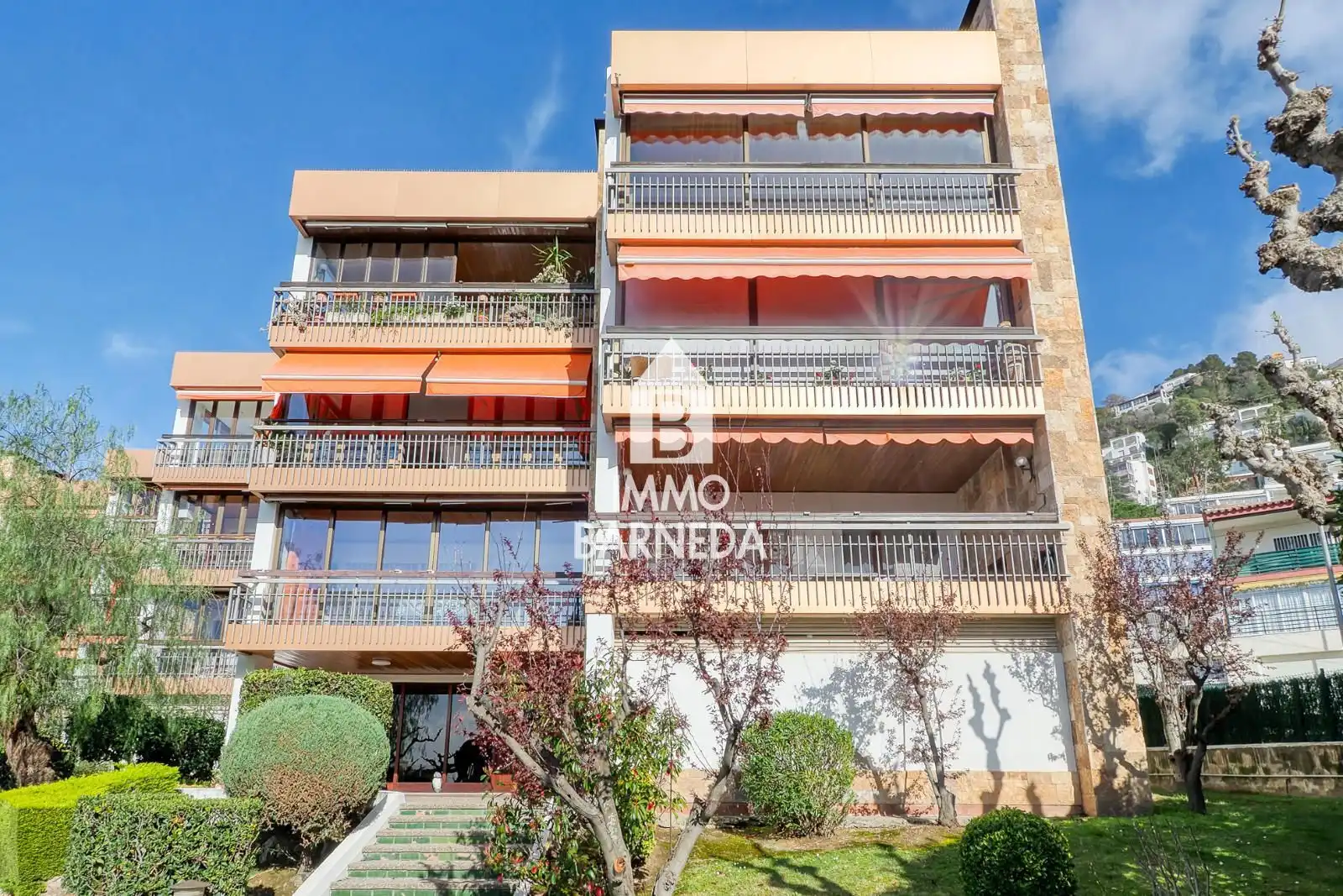 Außenansicht von Wohnung zum Verkauf in Roses mit Heizung, Terrasse und Schwimmbad