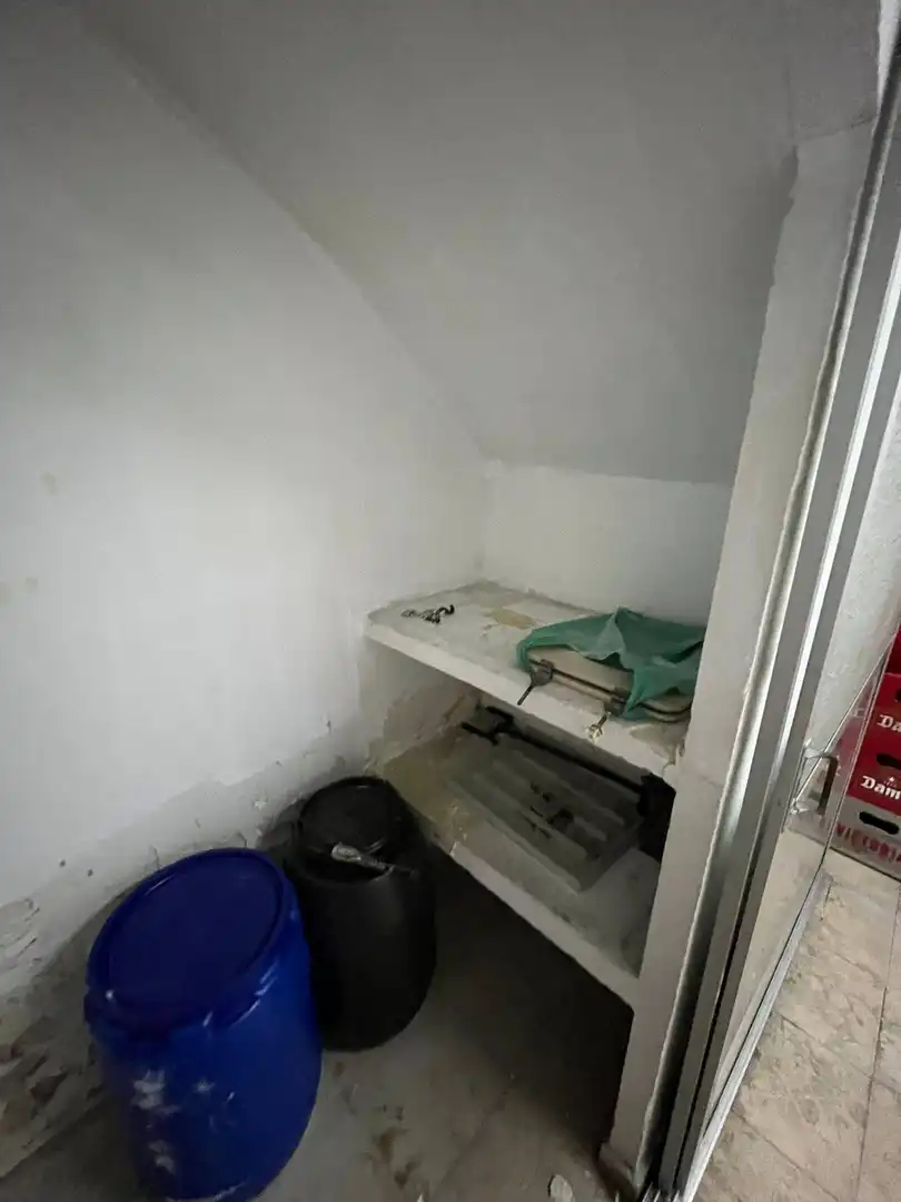 Local en venta en Madrid con Aire acondicionado y Amueblado