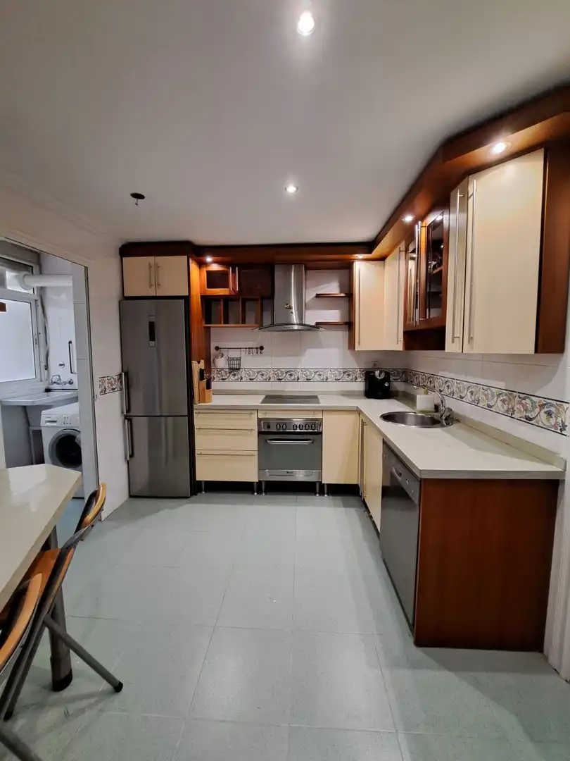 Kitchen of Flat for rent in Algeciras  with Air Conditioner, Furnished and Pets allowed