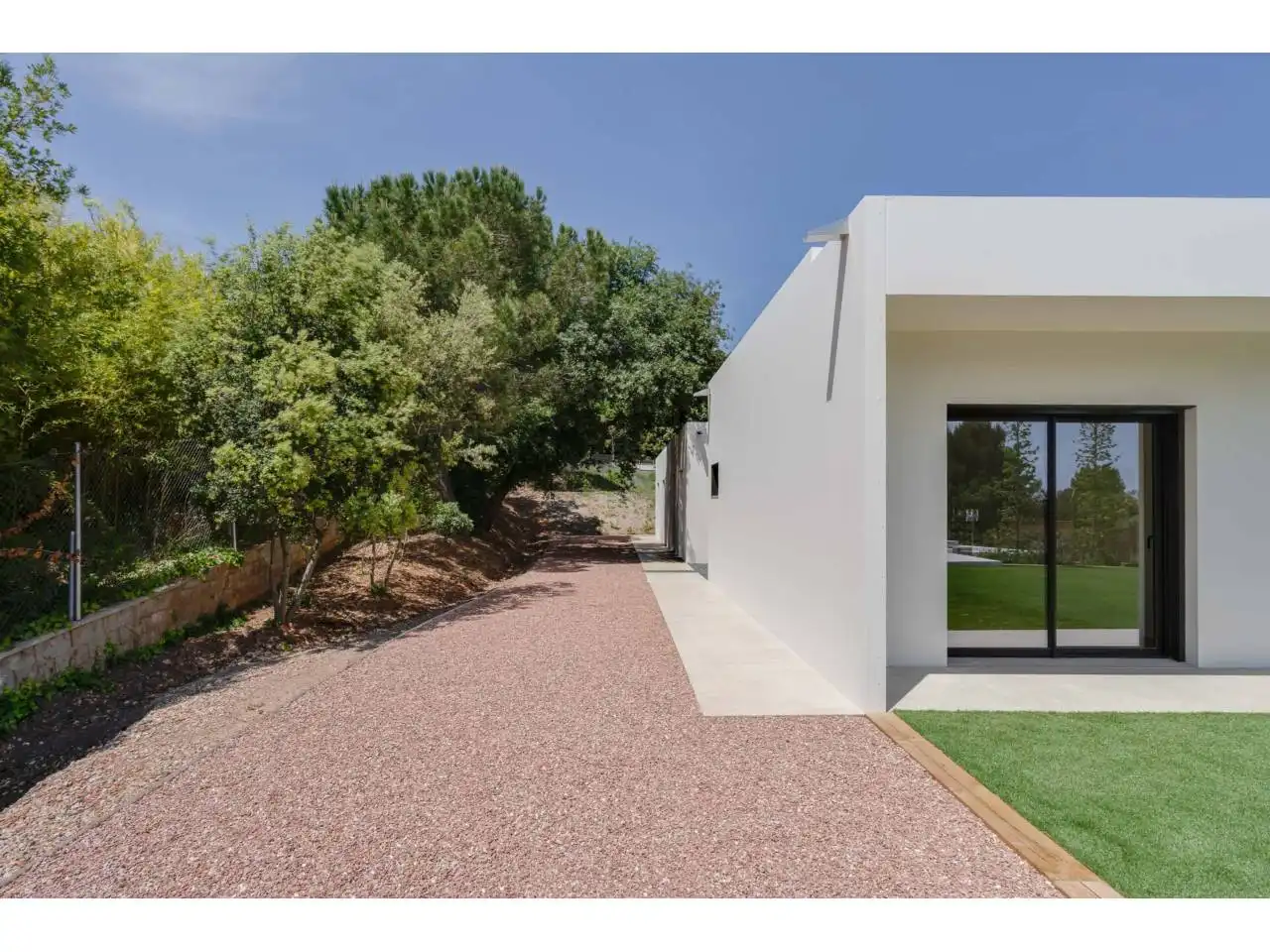 Vista exterior de Casa o xalet en venda en Matadepera amb Aire condicionat, Calefacció i Jardí privat