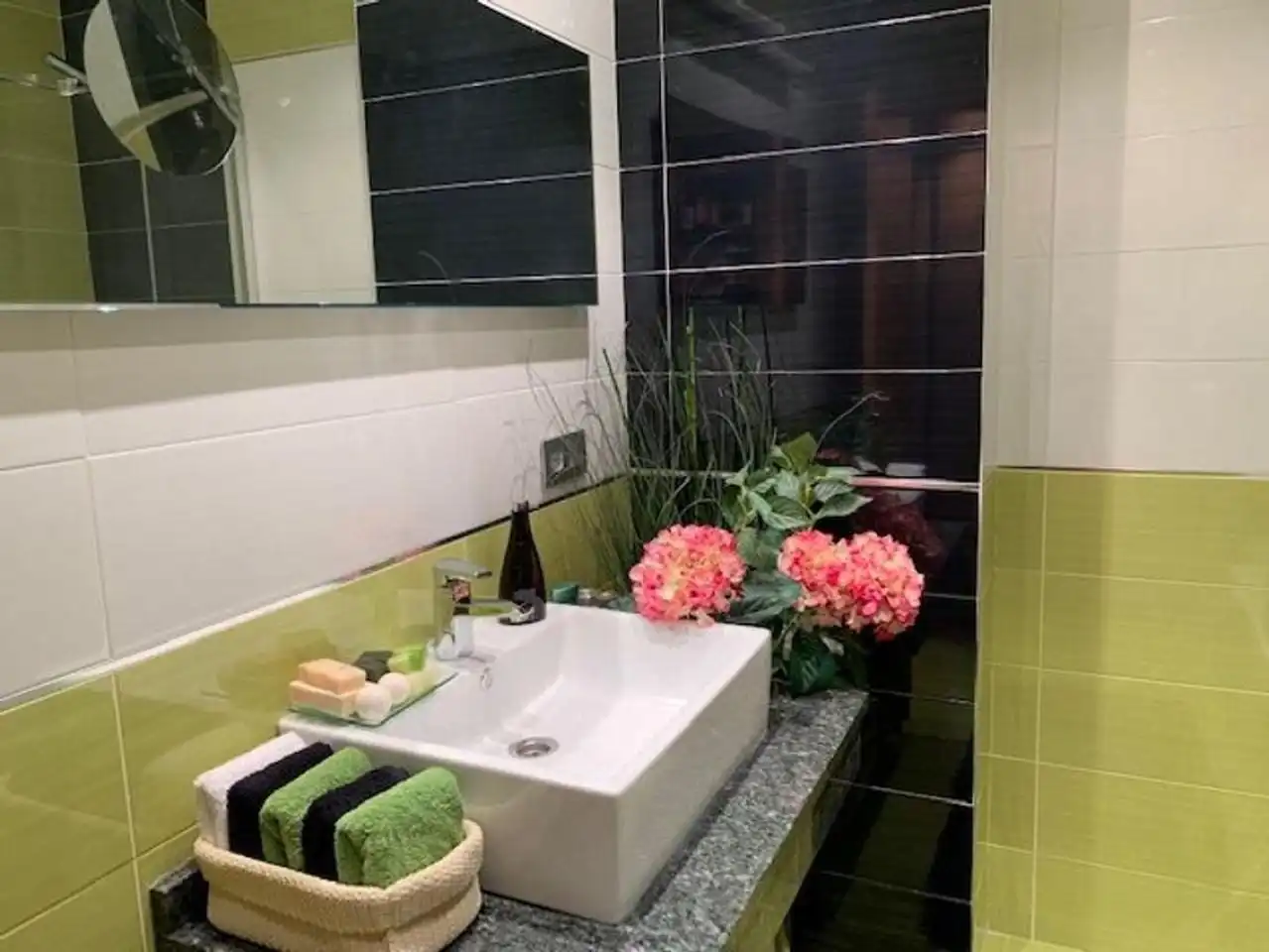 Baño de Piso en venta en León Capital  con Calefacción, Terraza y Trastero