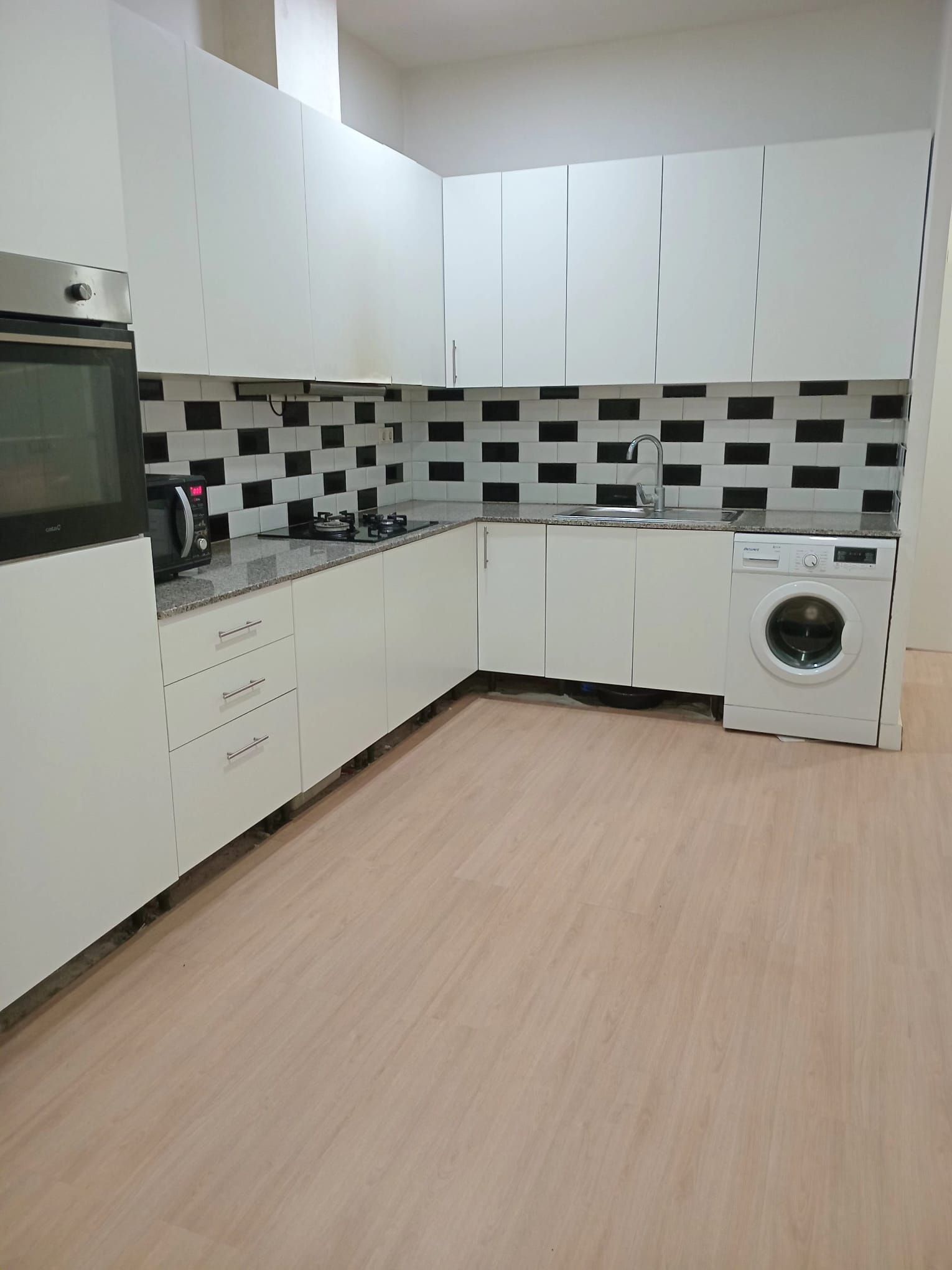 Kitchen of Planta baja for sale in Amer