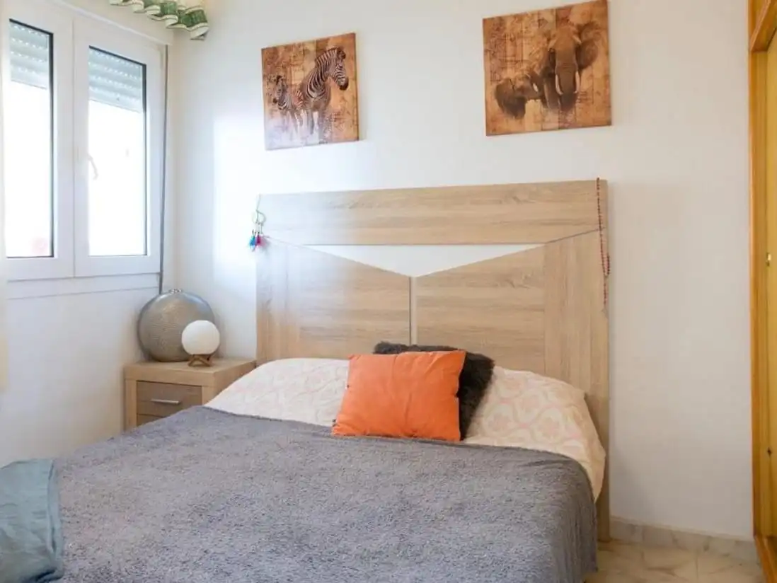 Habitación de Apartamento en venta en Tavernes de la Valldigna con Terraza y Piscina comunitaria
