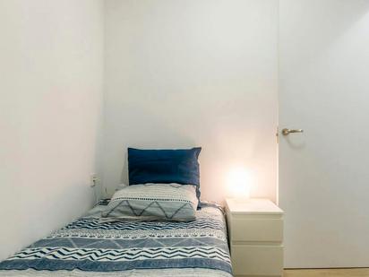 Bedroom of Flat to rent in  Barcelona Capital  with Air Conditioner