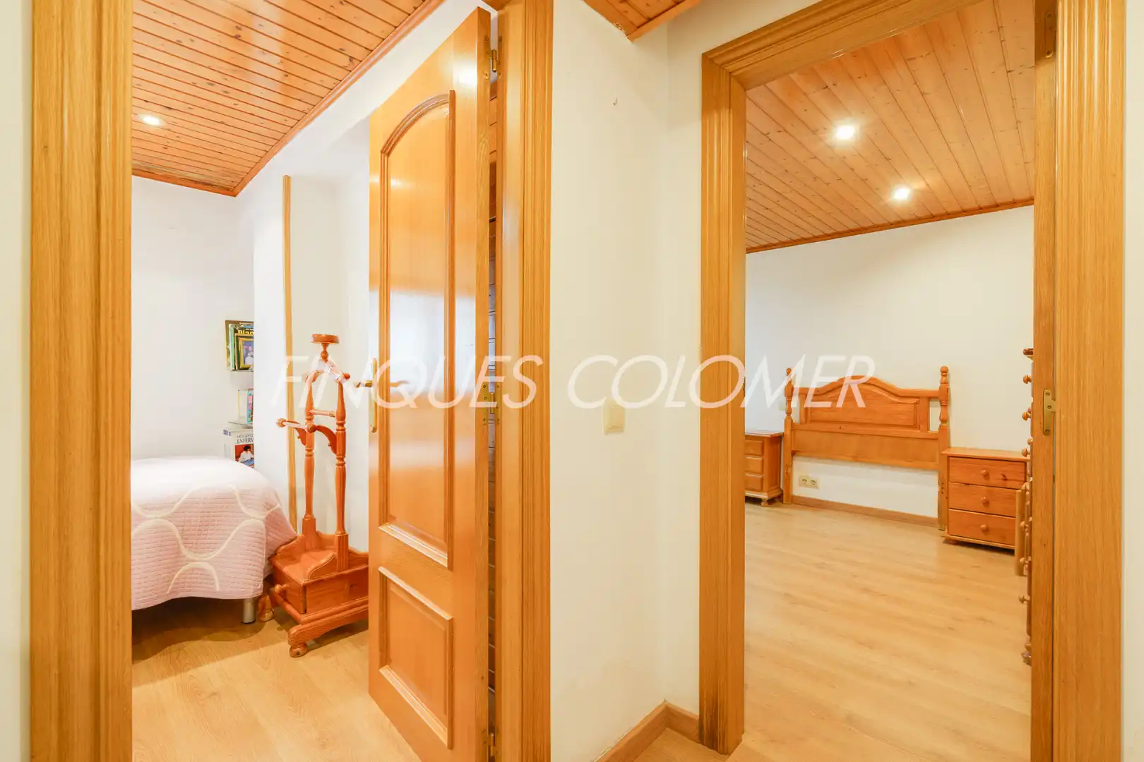 Houses for sale in Rubí  with Air Conditioner, Private garden and Parquet flooring