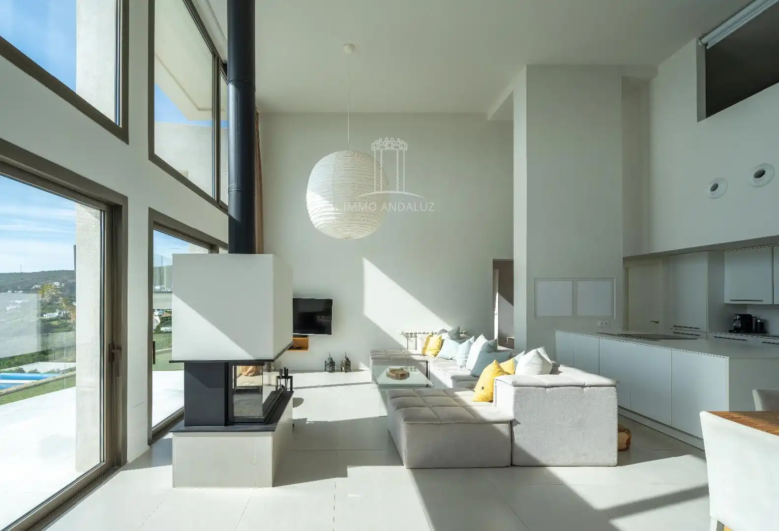 Living room of Houses for sale in Zahara de los Atunes  with Air Conditioner, Heating and Storage room