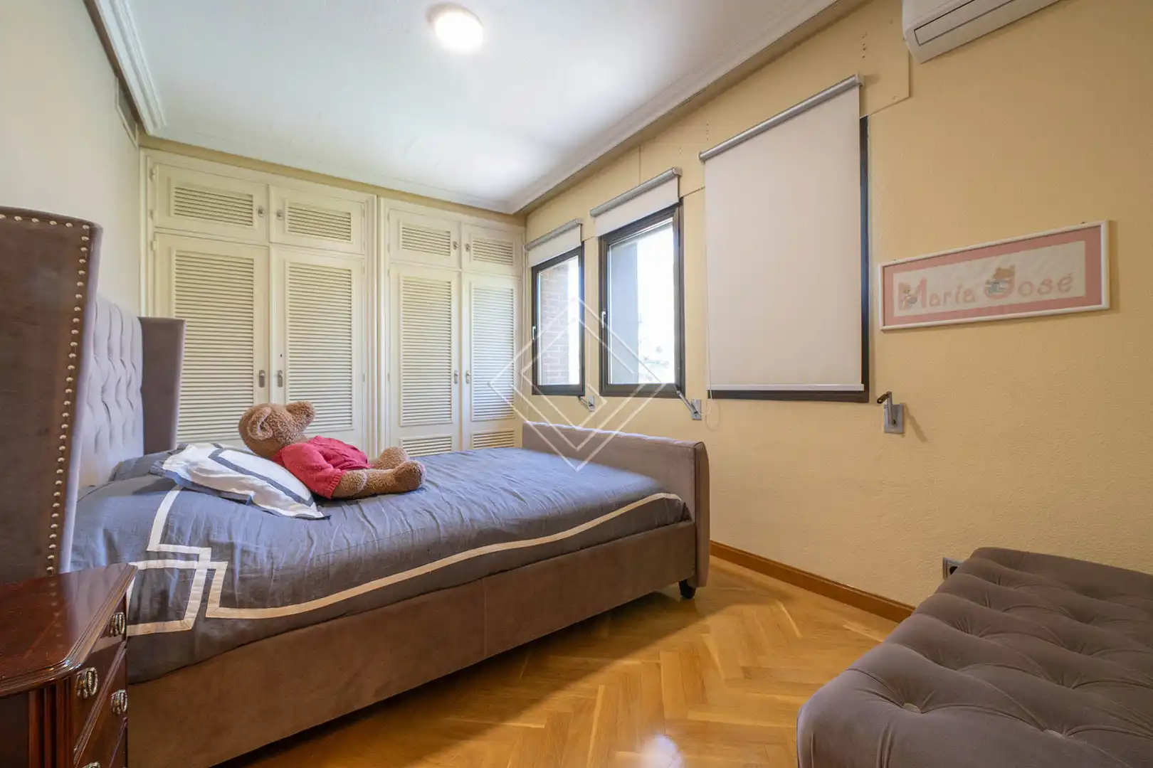 Habitación de Casa o chalet en venta en Madrid con Aire acondicionado, Calefacción y Jardín privado