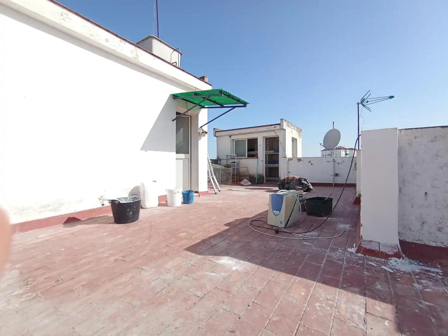 Terrassa de Casa o xalet en venda en Dos Hermanas amb Aire condicionat, Terrassa i Traster