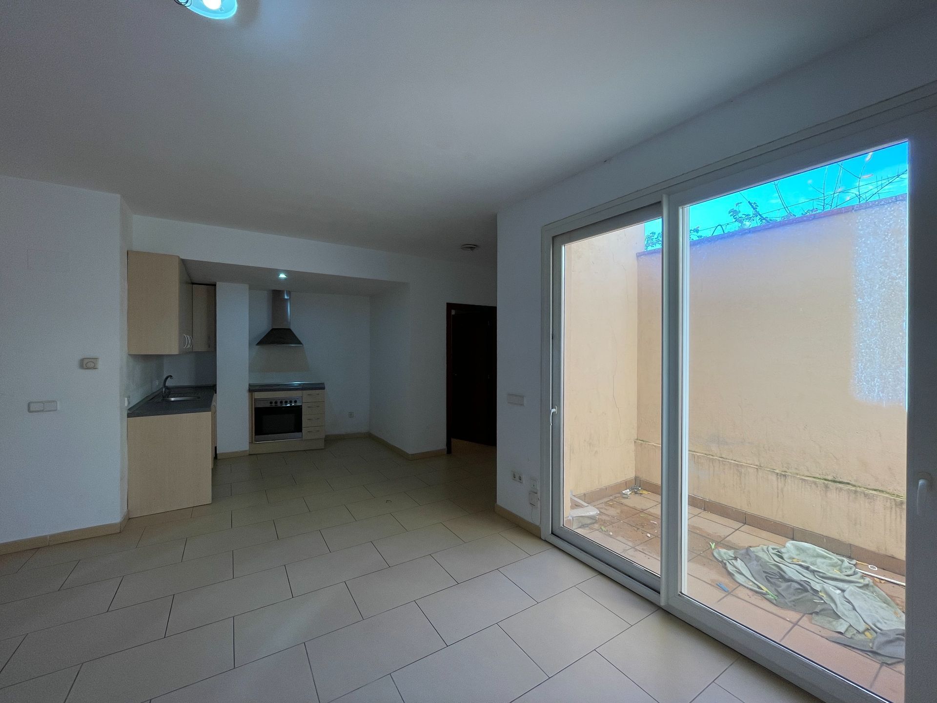 Kitchen of Flat for sale in Figueres