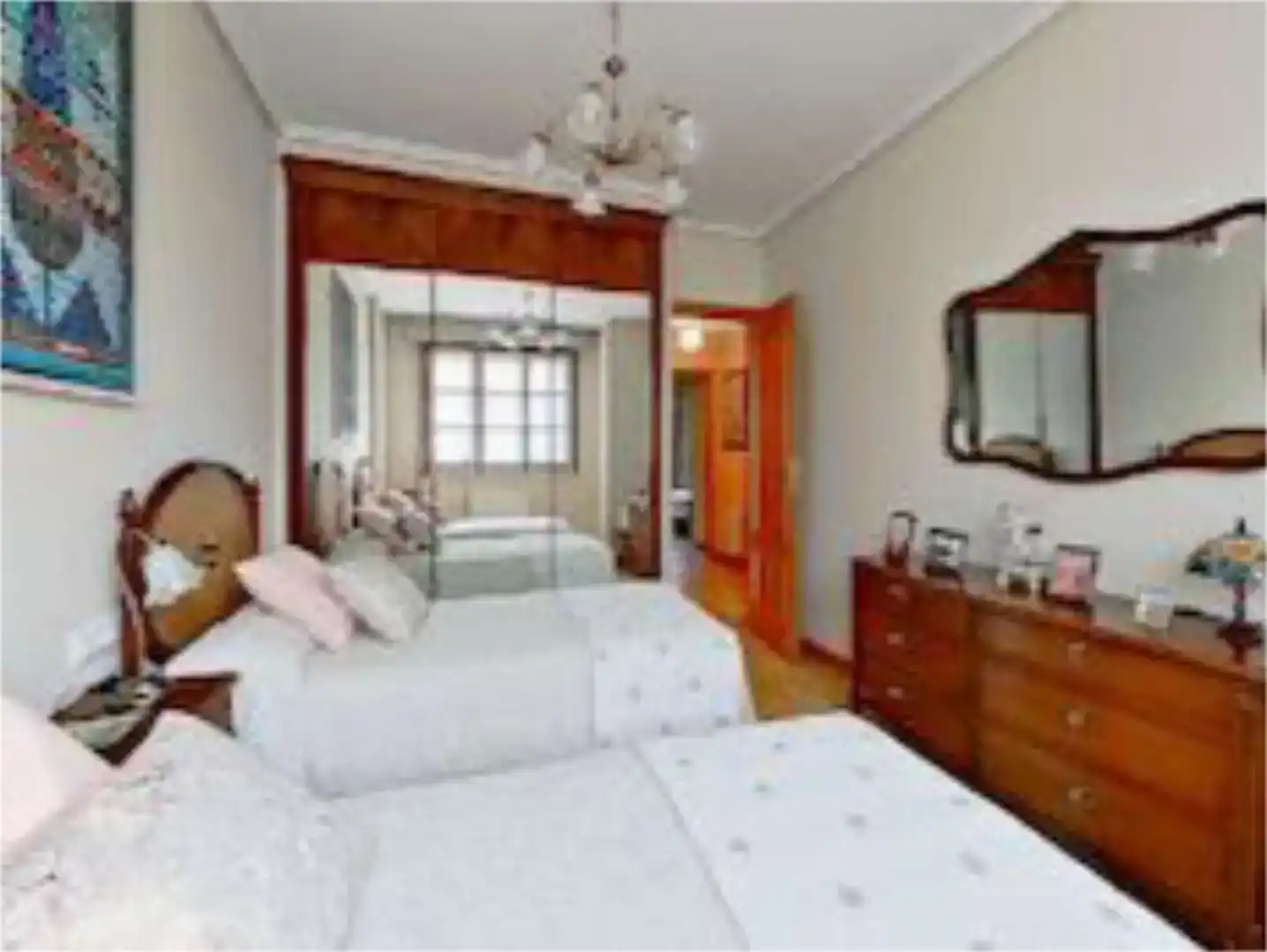 Dormitori de Casa o xalet en venda en Vitoria - Gasteiz amb Jardí privat, Parquet i Traster