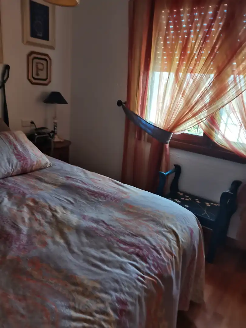 Dormitori de Casa o xalet en venda en Málaga amb Calefacció, Jardí privat i Parquet