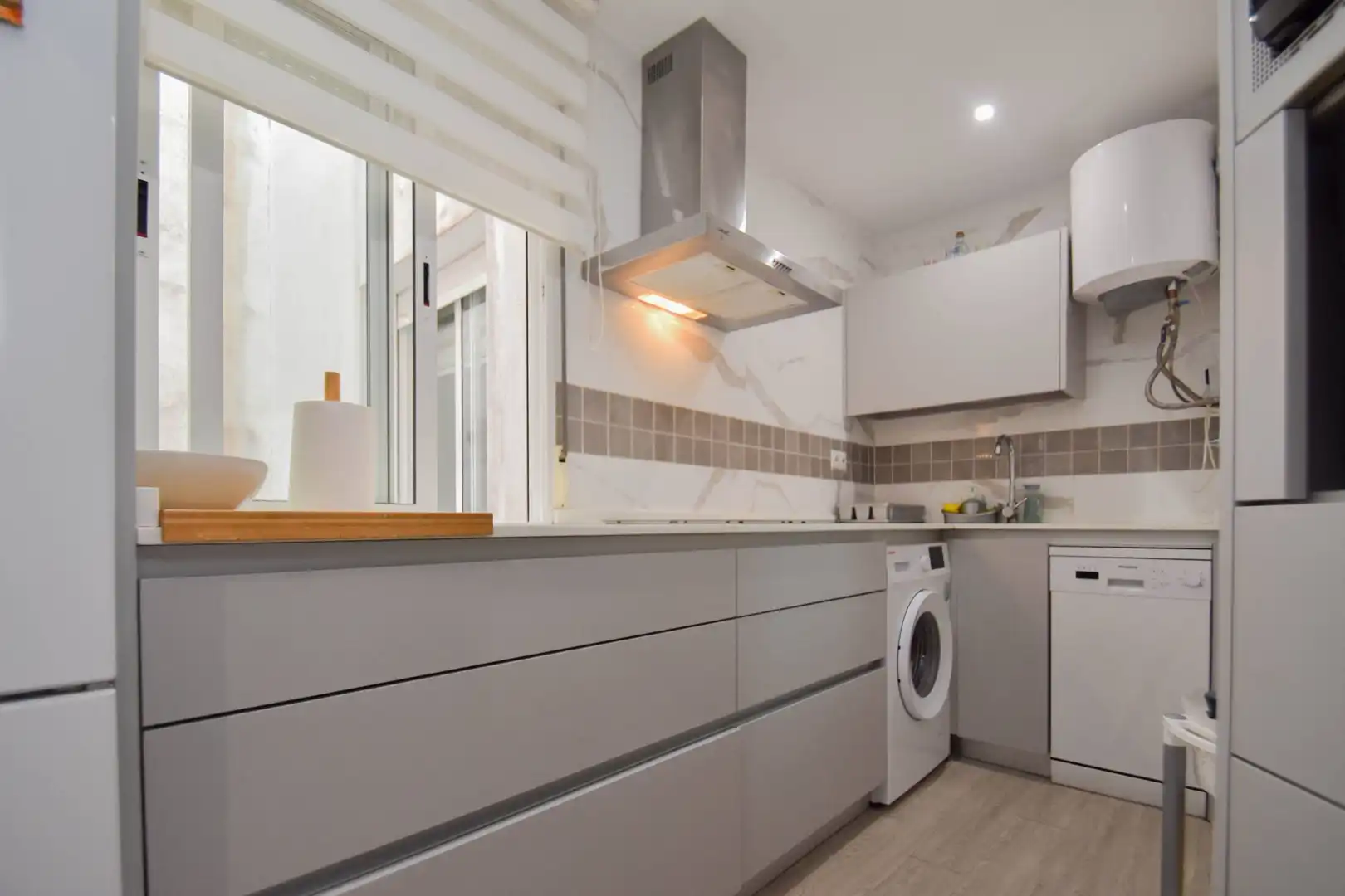 Kitchen of Flat for sale in Atarfe  with Air Conditioner