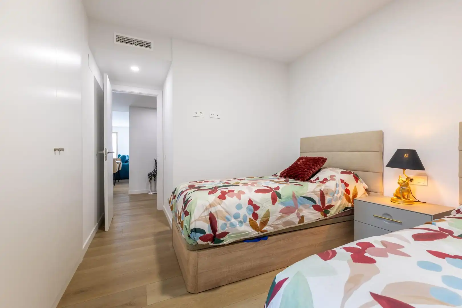Habitación de Apartamento en venta en El Puig de Santa Maria con Aire acondicionado, Calefacción y Amueblado