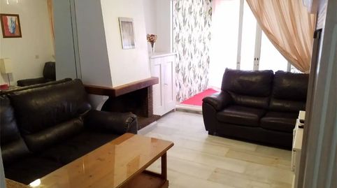 Foto 4 de Apartamento en venta en Calle Huelva, 30, Calahonda, Mijas