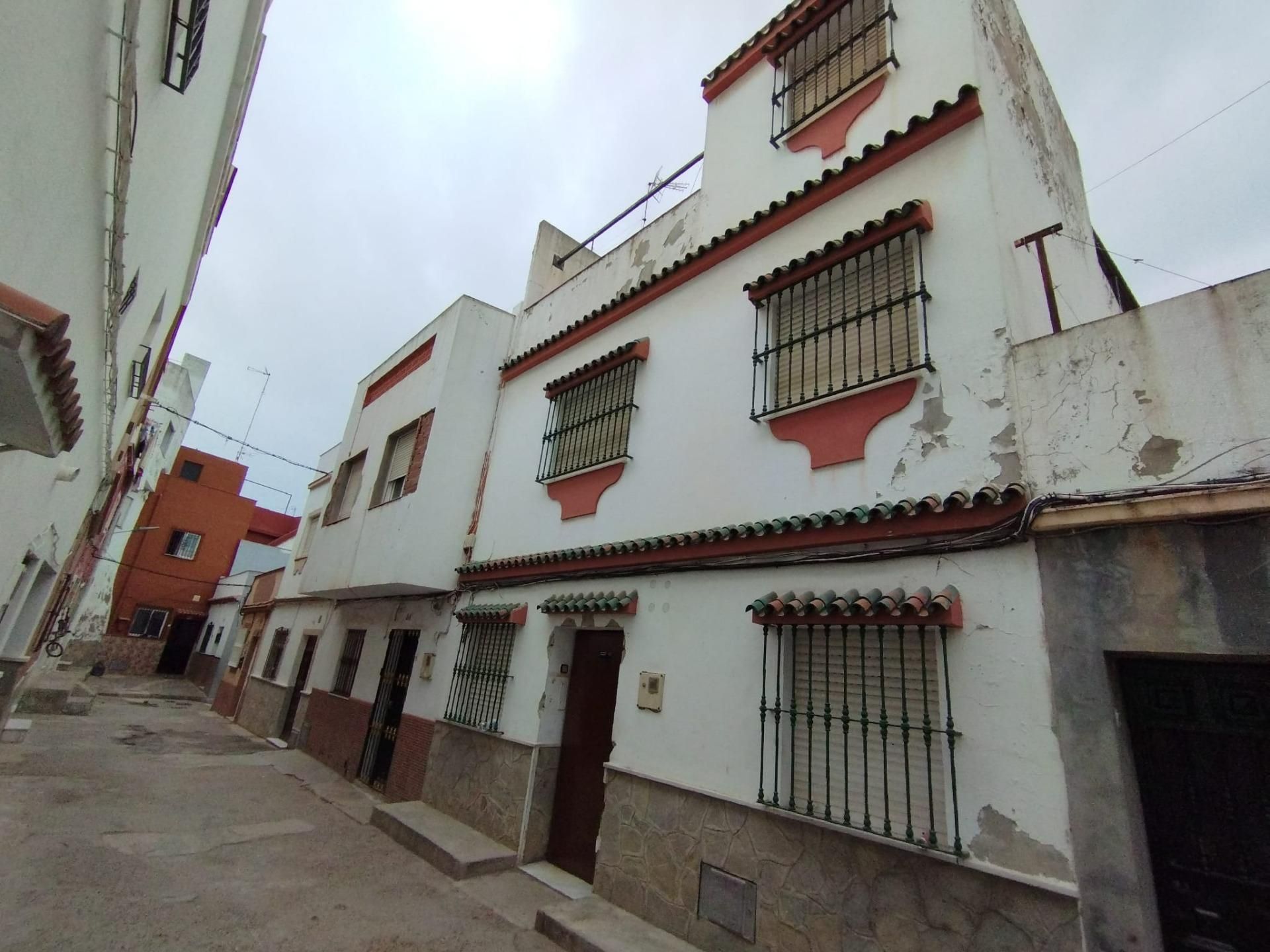 Vista exterior de Casa o xalet en venda en Algeciras
