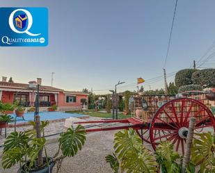 Vista exterior de Casa o xalet en venda en San Vicente del Raspeig / Sant Vicent del Raspeig amb Aire condicionat, Terrassa i Traster