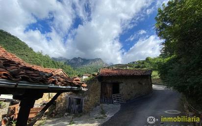 Vista exterior de Casa o xalet en venda en Camaleño