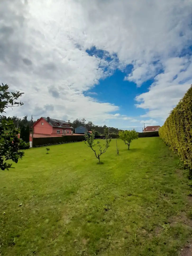 Garden of Houses for sale in Boiro  with Heating, Storage room and Furnished