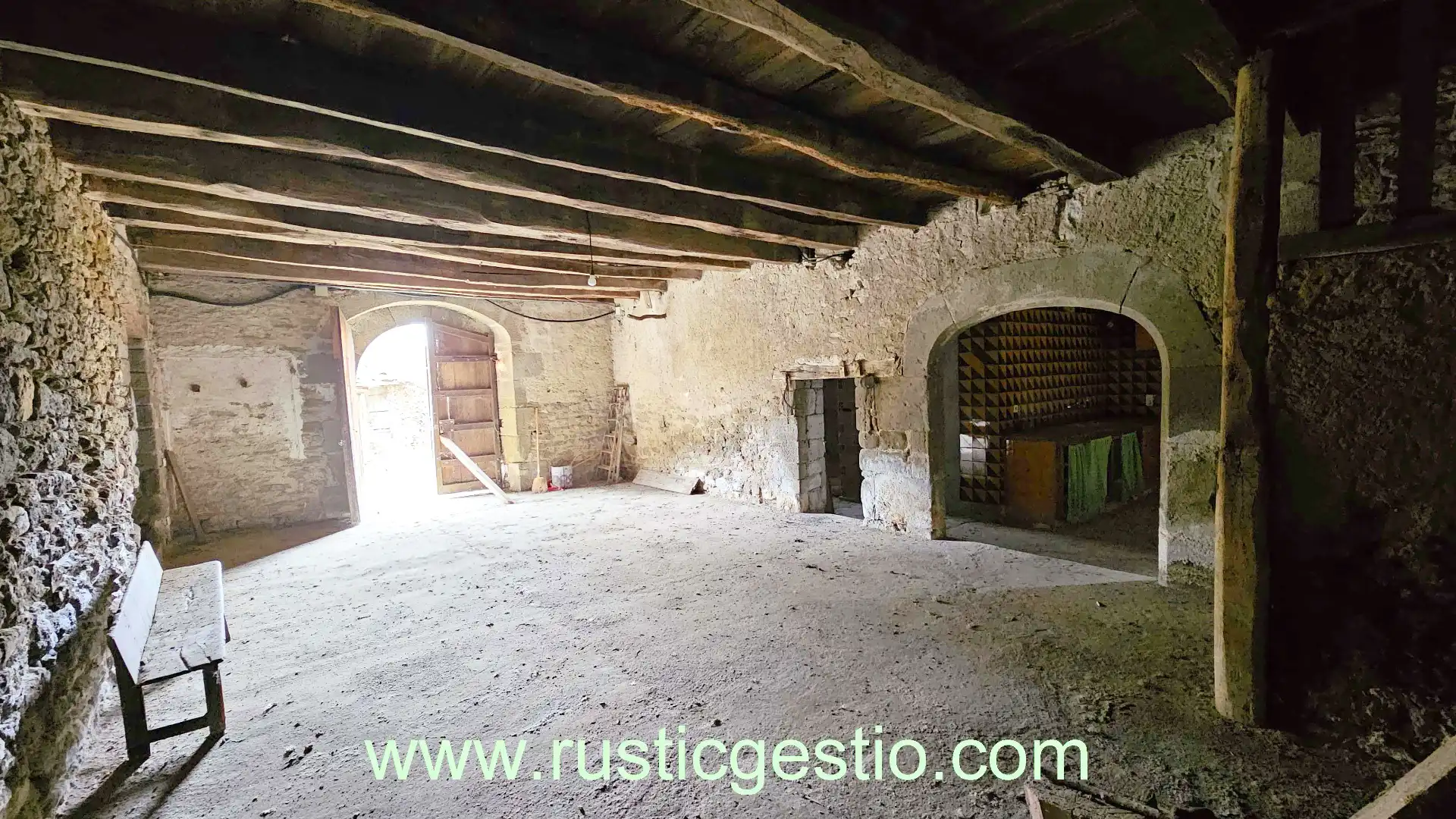 Finca rústica en venda en L'Esquirol amb Jardí privat, Terrassa i Balcó