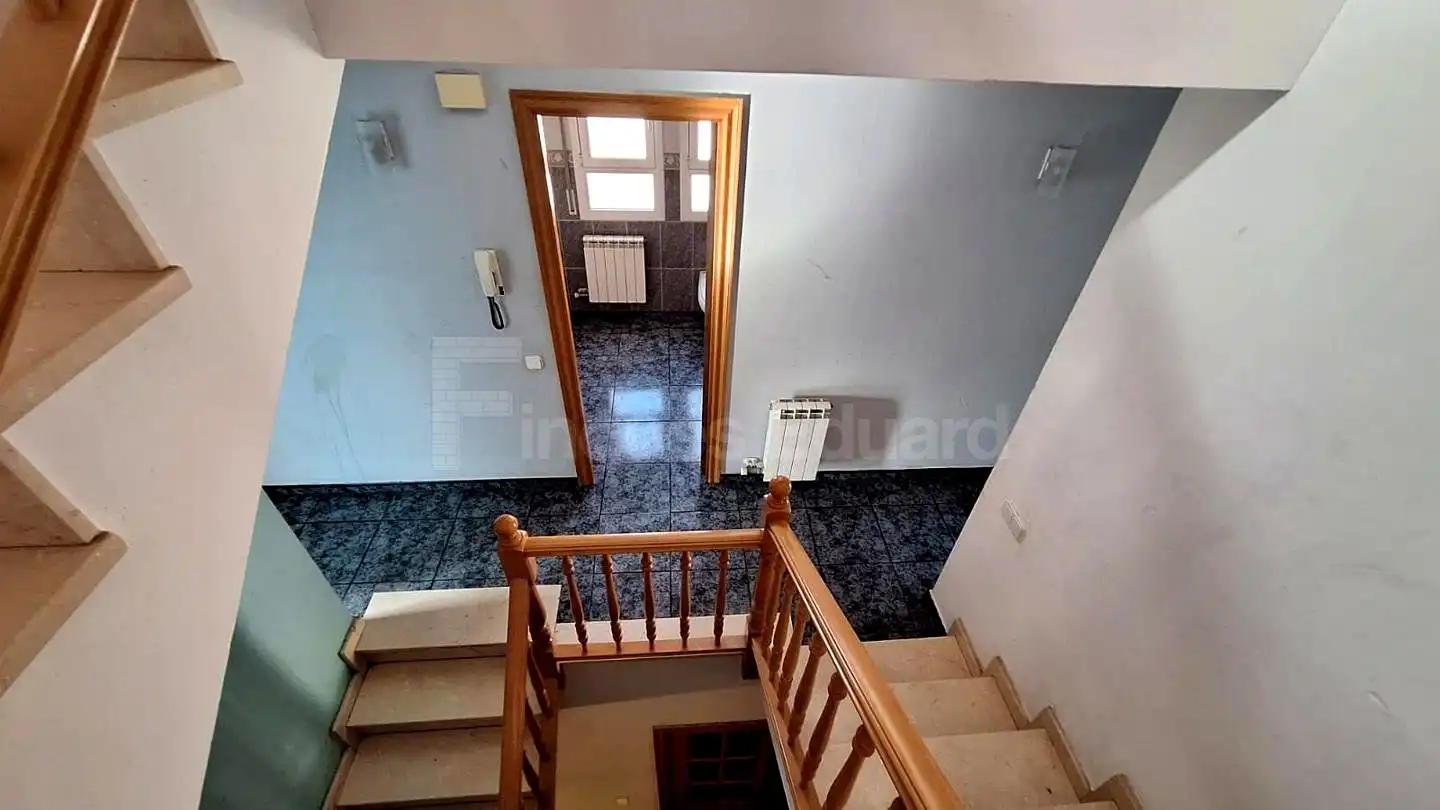 Maison mitoyenne avec jardin à vendre à Nucli Urbà, imagen 21