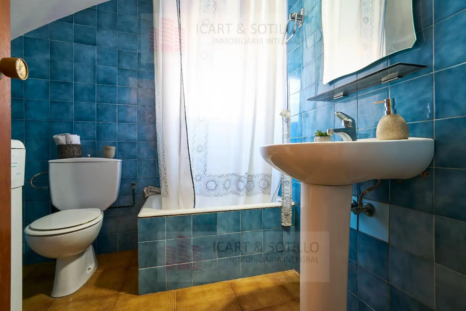 Bathroom of Houses for sale in Alcanar  with Terrace, Storage room and Swimming Pool