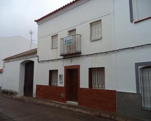 Vista exterior de Casa o xalet en venda en Valverde de Llerena amb Traster