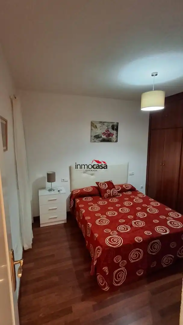 Schlafzimmer von Wohnung zur Miete in Granada mit Klimaanlage und Möbliert