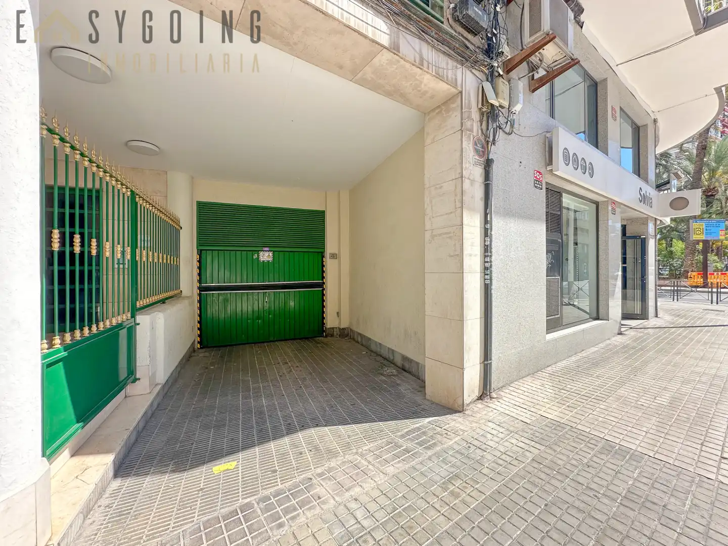 Vista exterior de Ático en venta en Elche / Elx con Aire acondicionado, Terraza y Amueblado