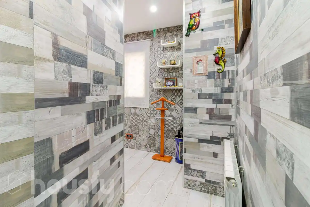 Badezimmer von Dachboden zum Verkauf in El Prat de Llobregat mit Klimaanlage, Heizung und Terrasse
