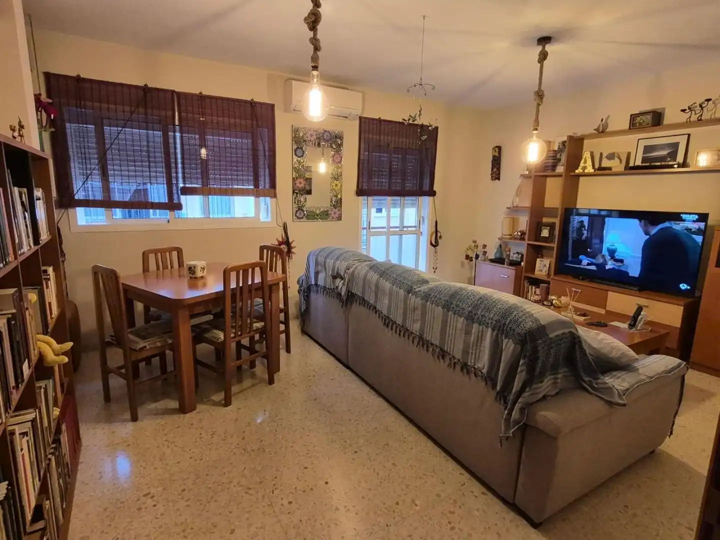 Piso en venta en Calle Alderete, 15, El Molinillo - Capuchinos
