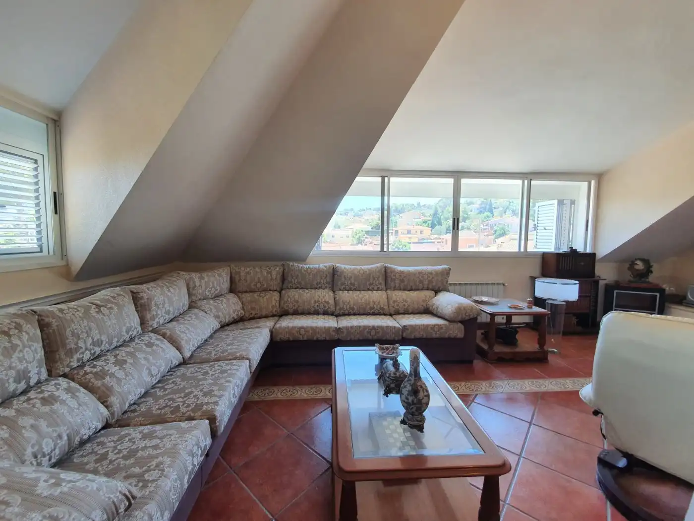 Sala de estar de Casa o chalet en venta en Chiva con Calefacción, Jardín privado y Terraza