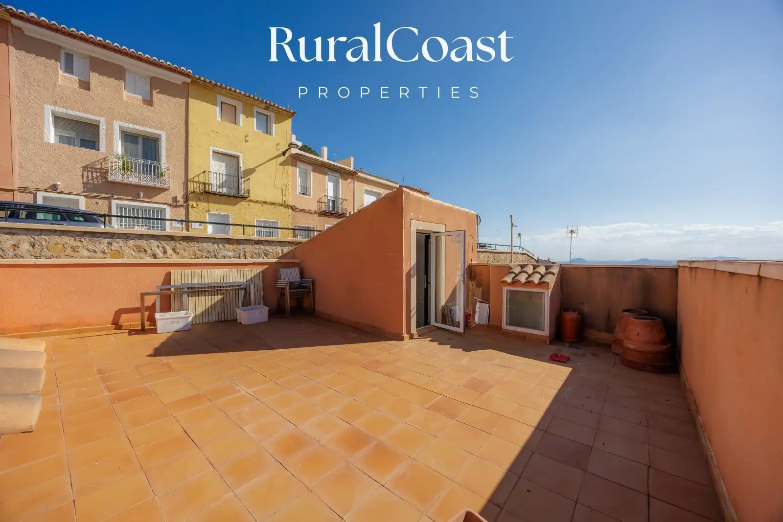 Vista exterior de Casa o xalet en venda en Busot amb Terrassa i Traster