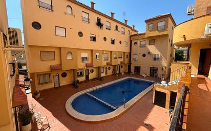 Schwimmbecken von Wohnungen zum verkauf in Torrevieja mit Terrasse