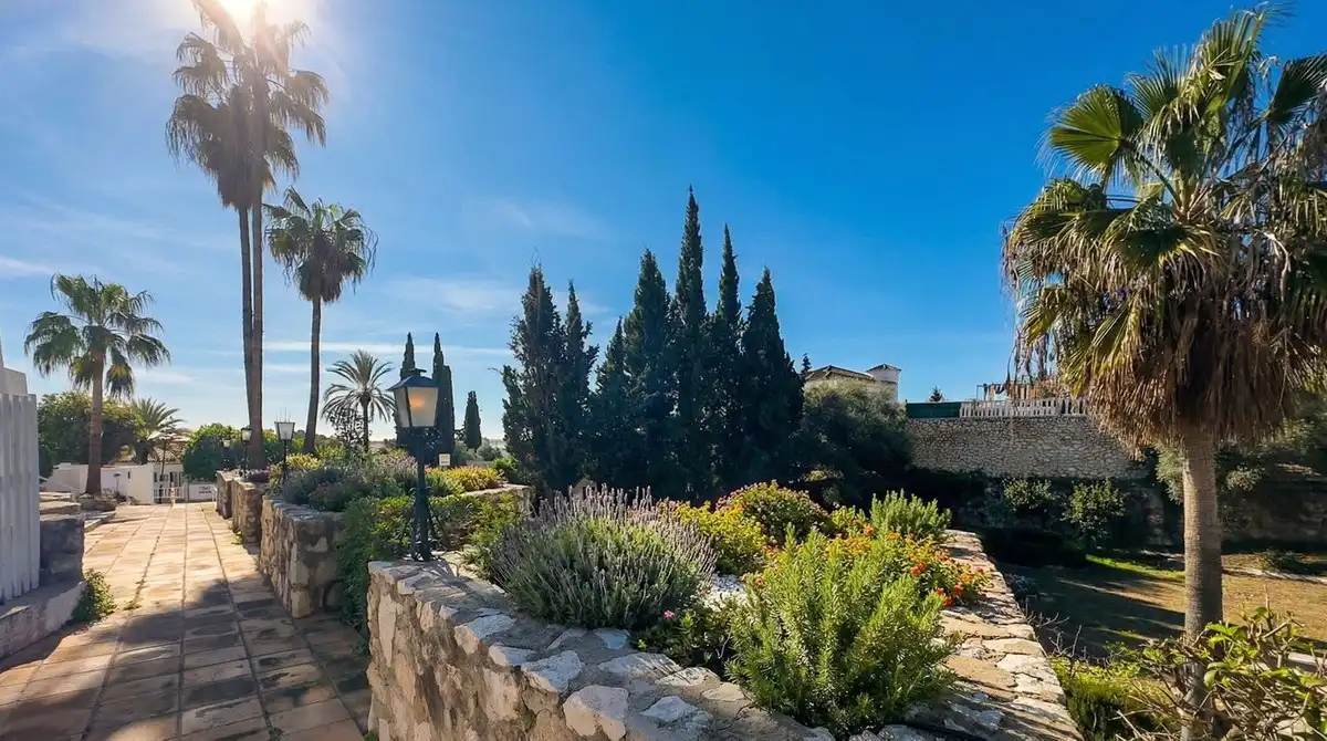 Garden of Commercial properties for sale in Mijas  with Air Conditioner and Terrace